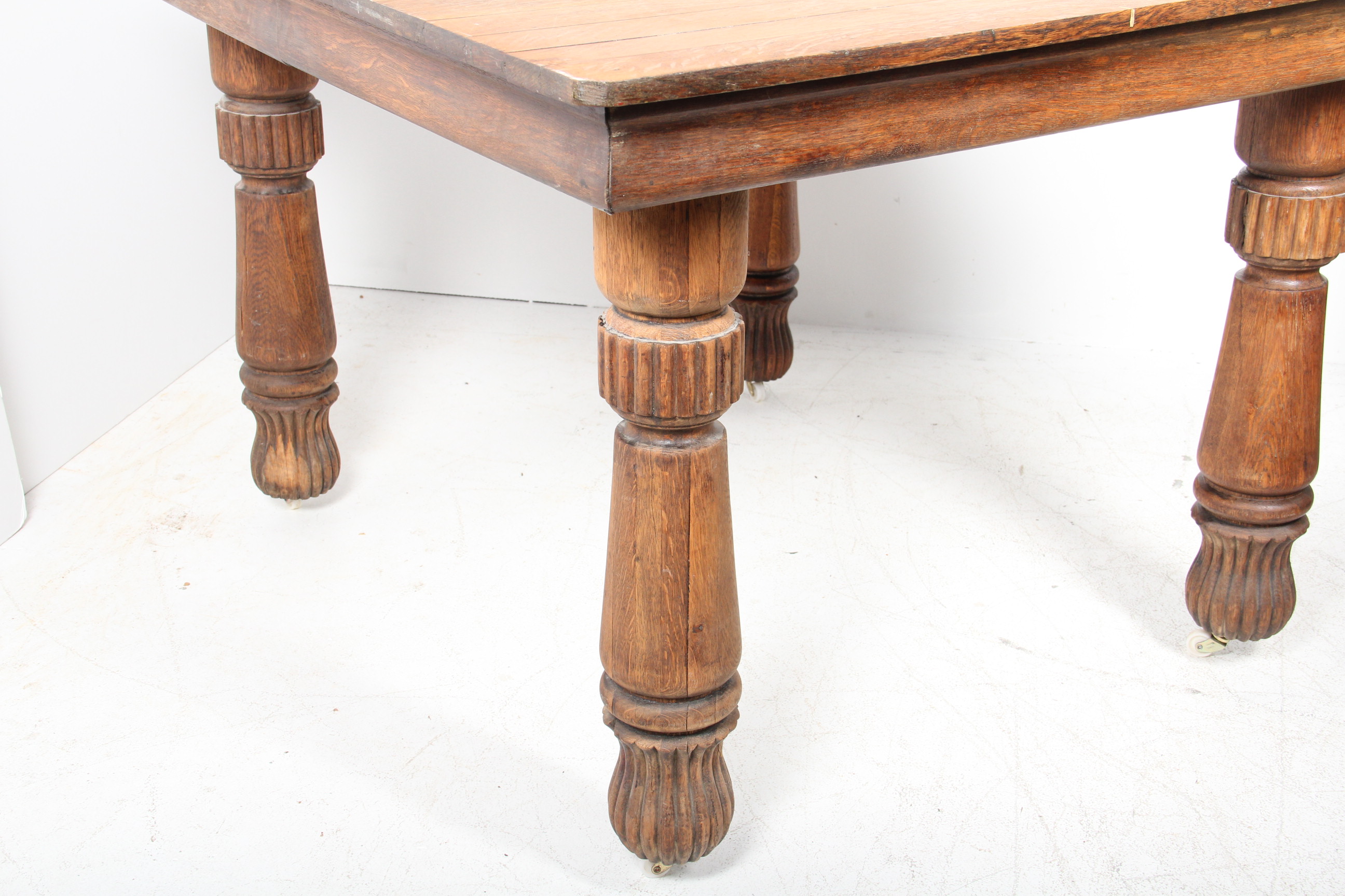 Rustic Pine Wood Table