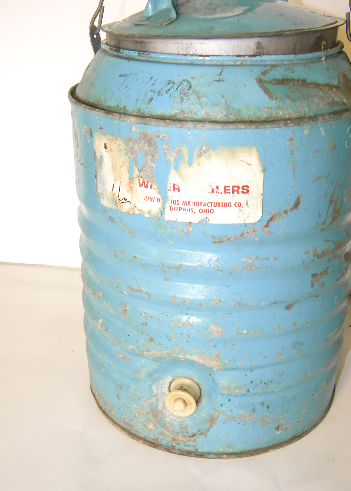 Vintage Metal Insulated Drink Dispenser