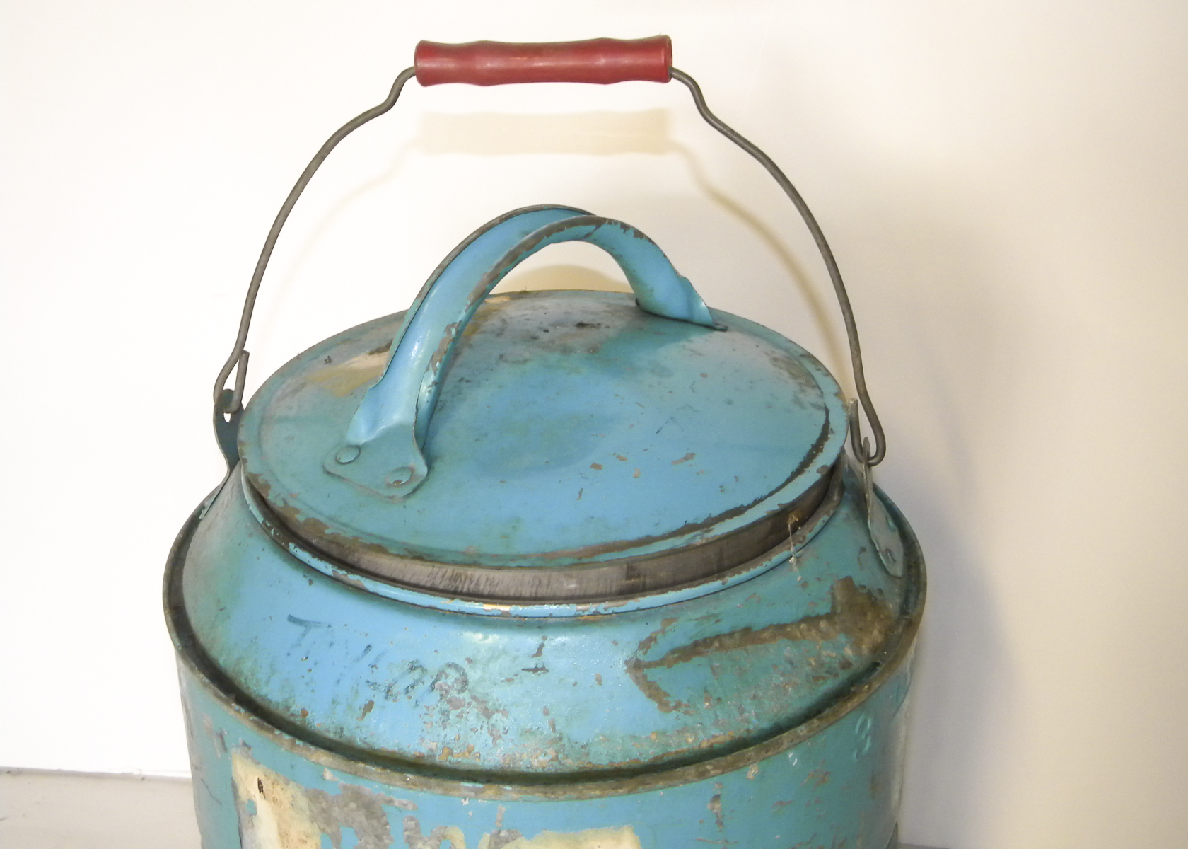 Vintage Metal Insulated Drink Dispenser