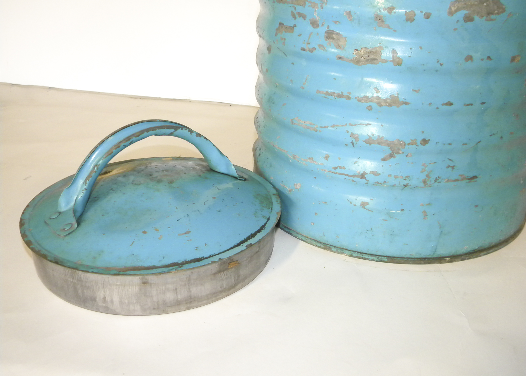 Vintage Metal Insulated Drink Dispenser