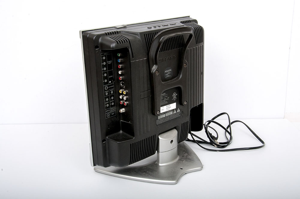 Sharp Aquos 15" LCD TV