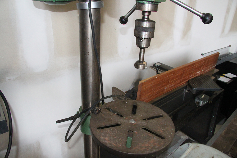 Cummins Mack 12-Speed Drill Press