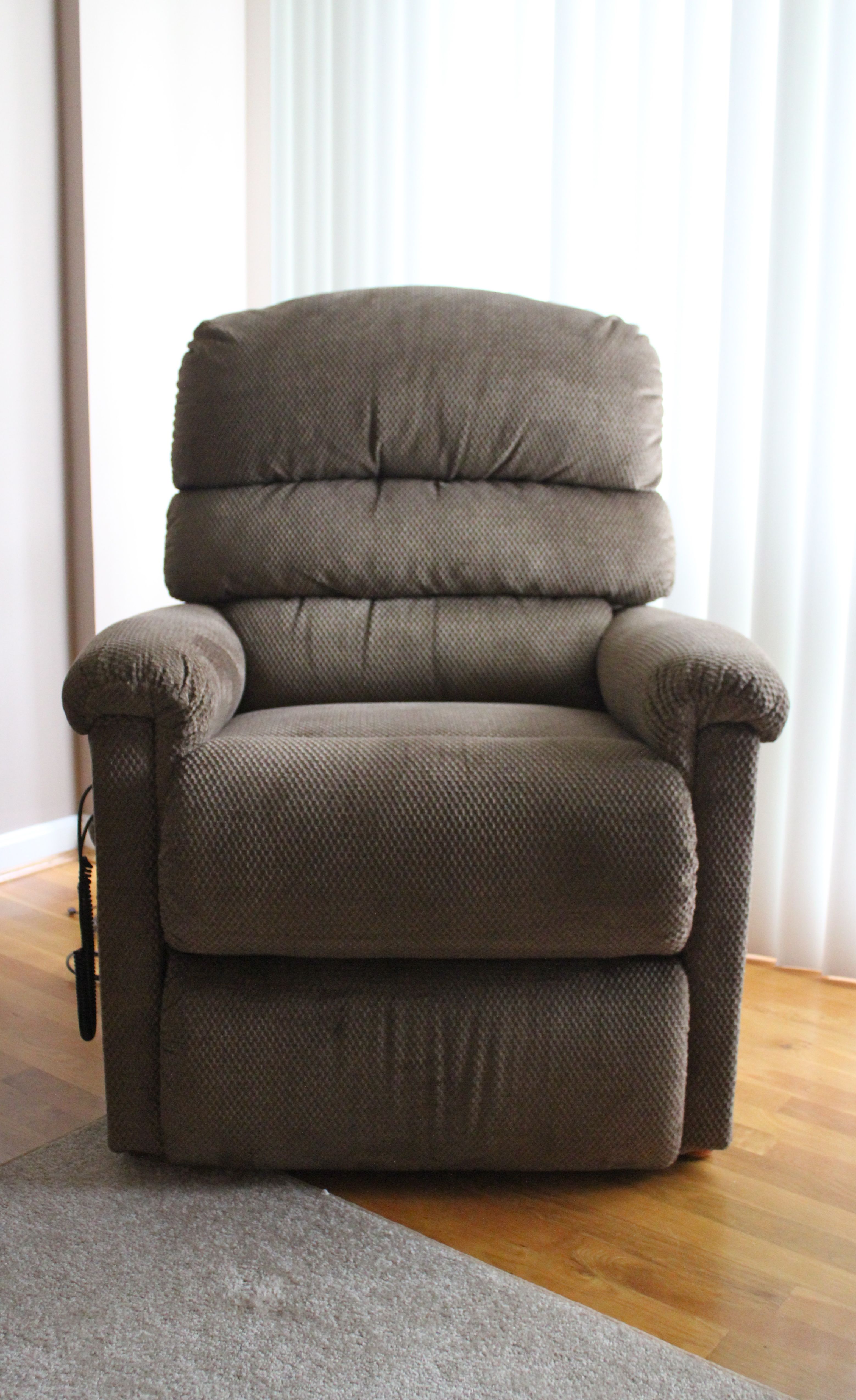 La-Z-Boy Luxury Lift Power Recliner