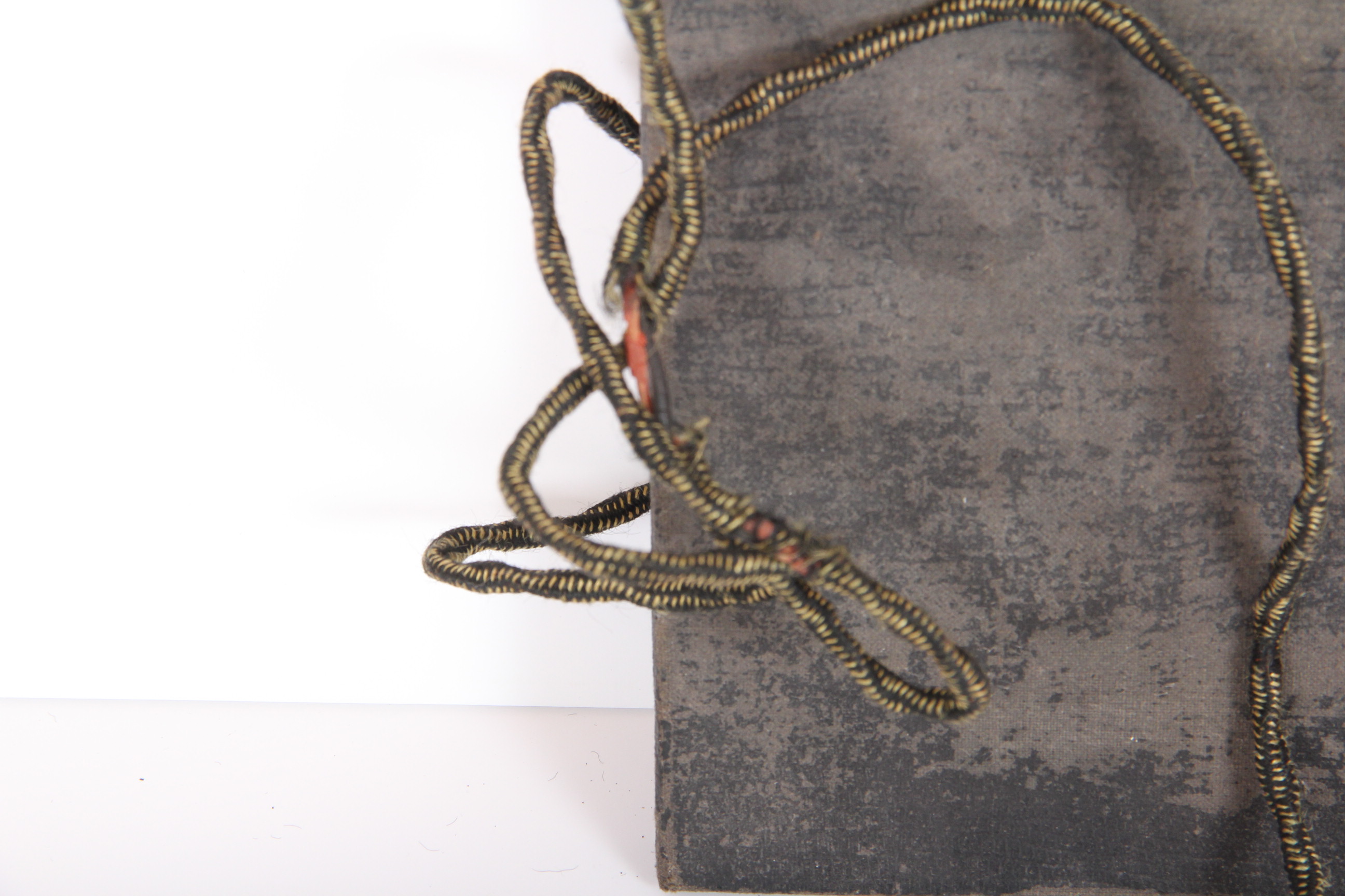 Ty Boy Electric Neckwear Presser