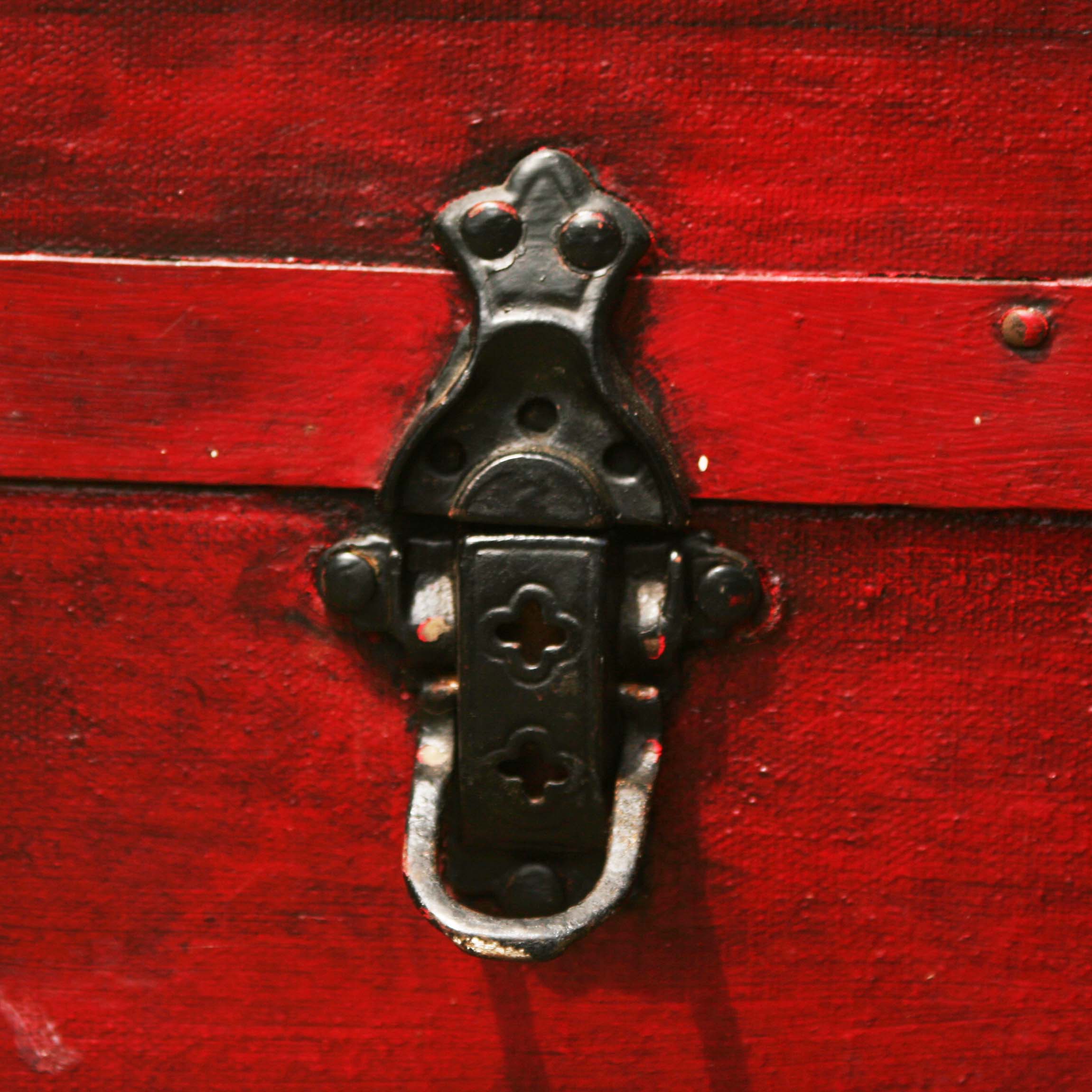 Antique Barrel Stave Wooden Trunk