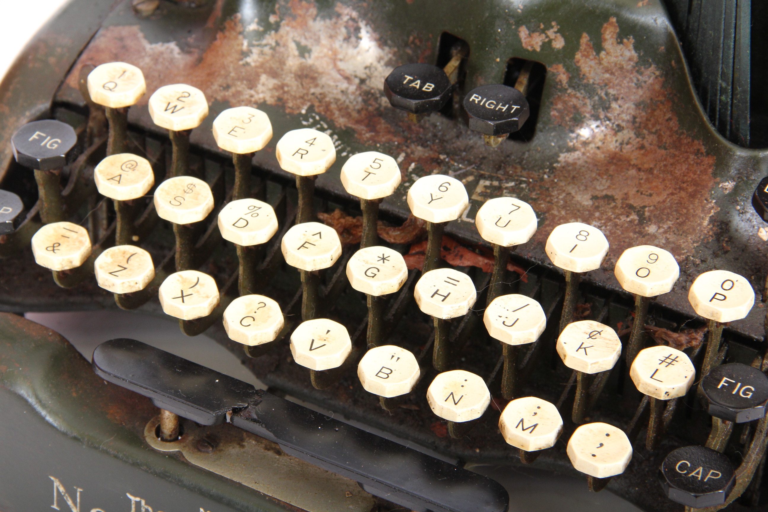 Antique Oliver Typewriter