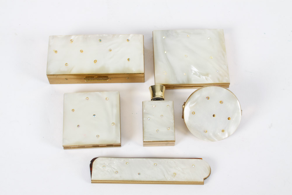 Vintage Women's Compact Collection