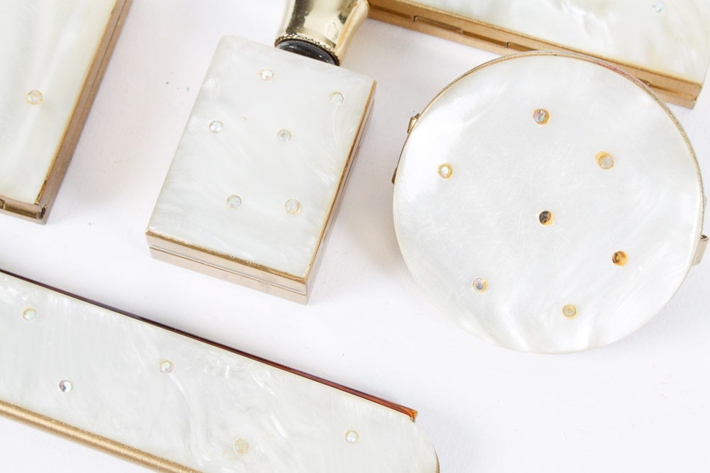 Vintage Women's Compact Collection