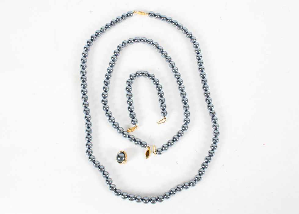 Faux Black Pearl Necklace and Beads