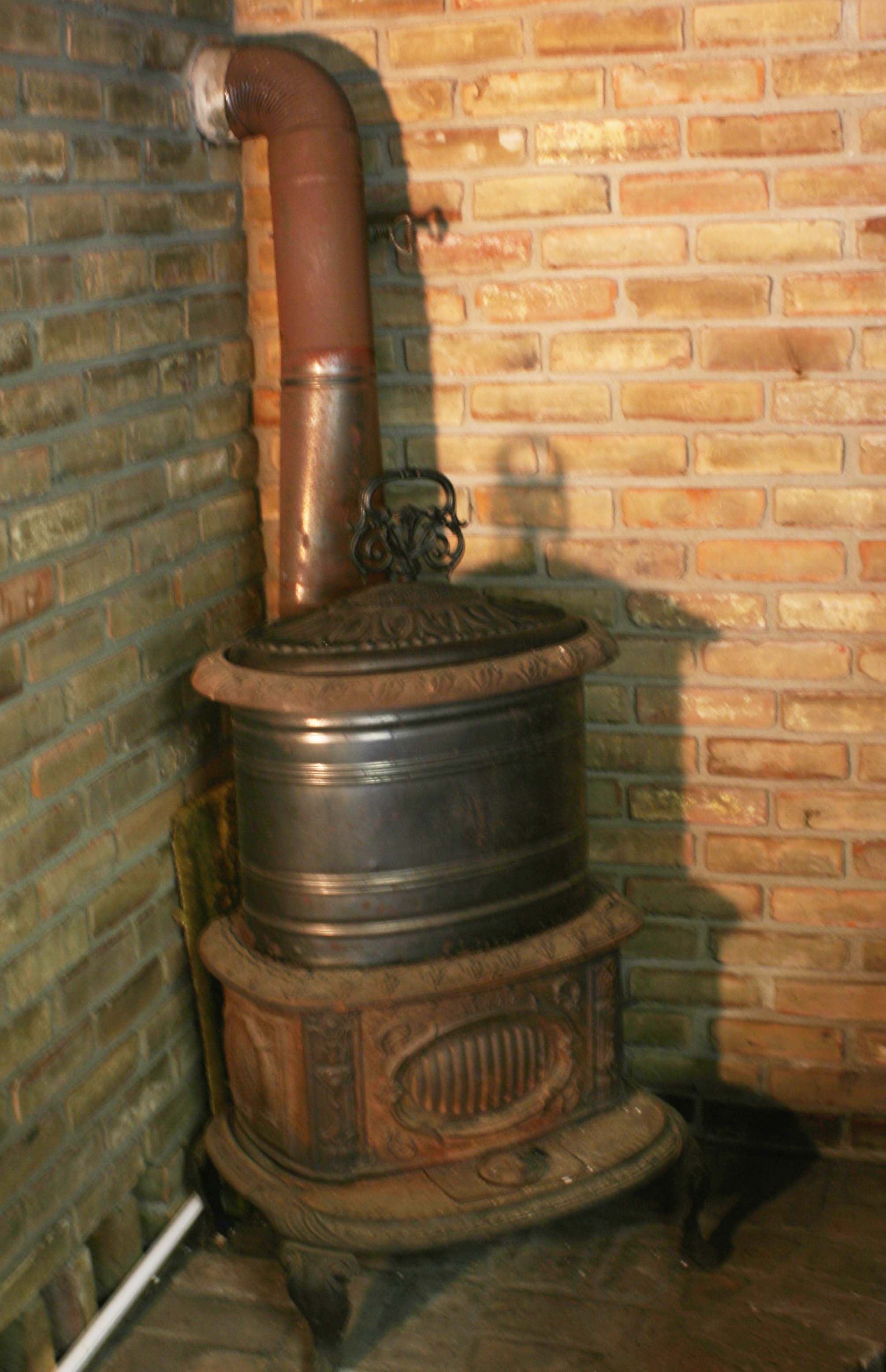 Antique Jewett and Root Cast Iron Wood Burning Stove