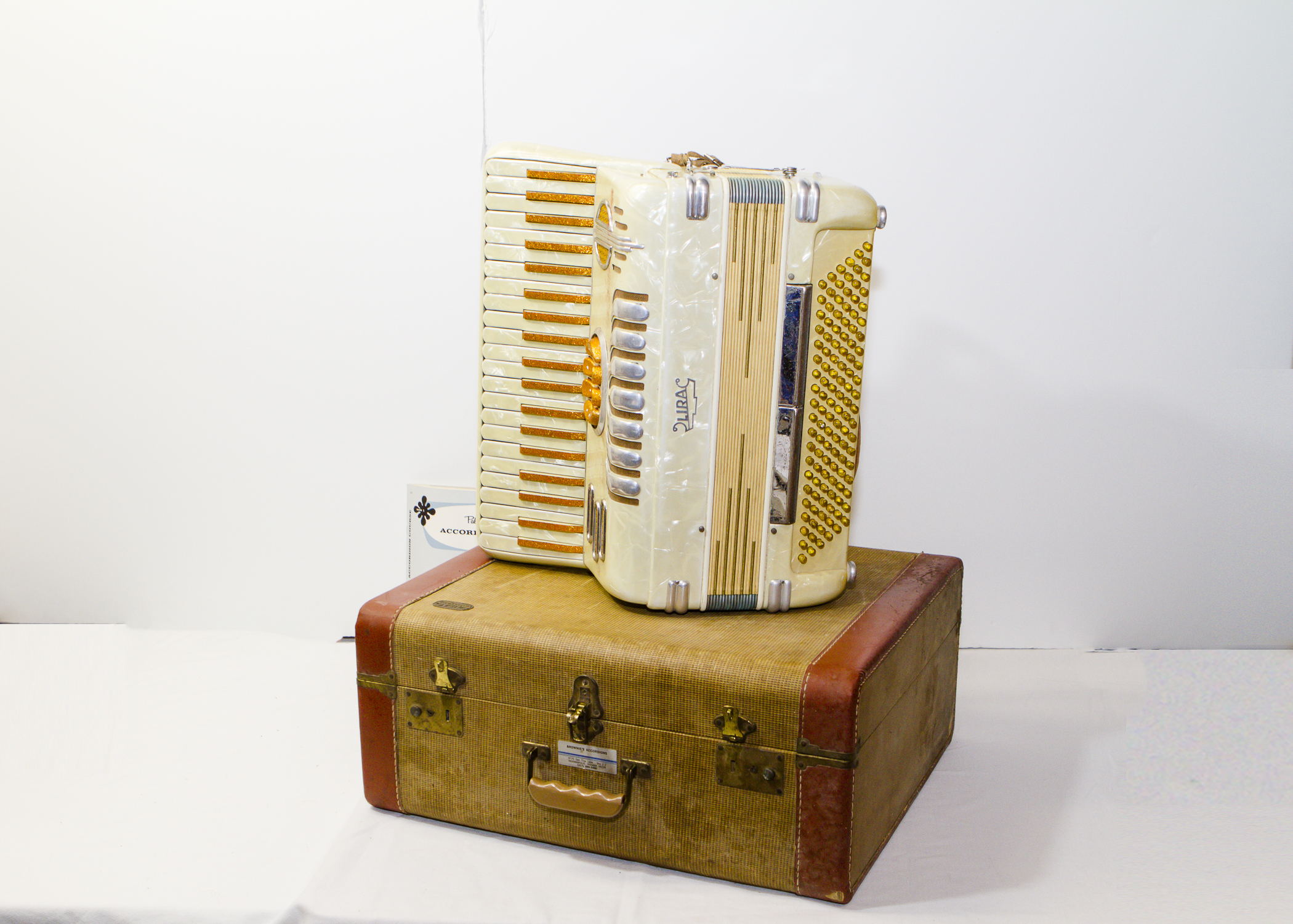 Vintage Italian Lira International Accordian