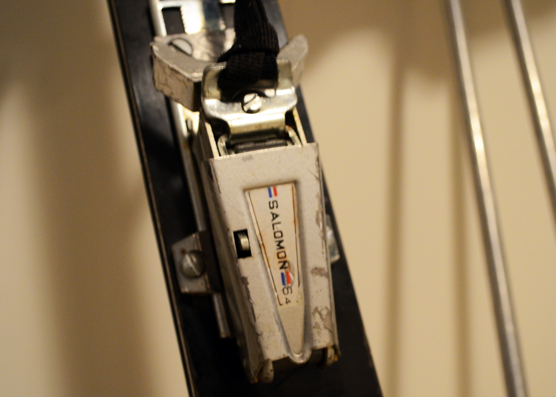 Vintage Salomon Standard Skis