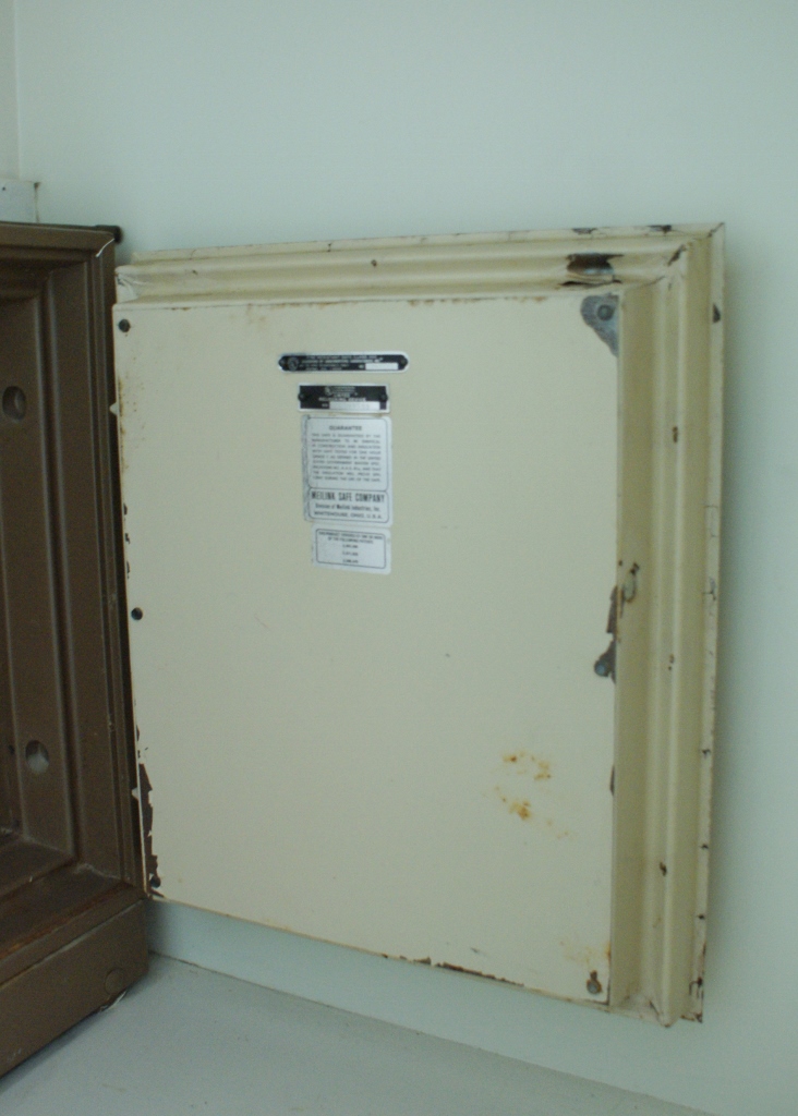 Vintage Meilink Wall Safe
