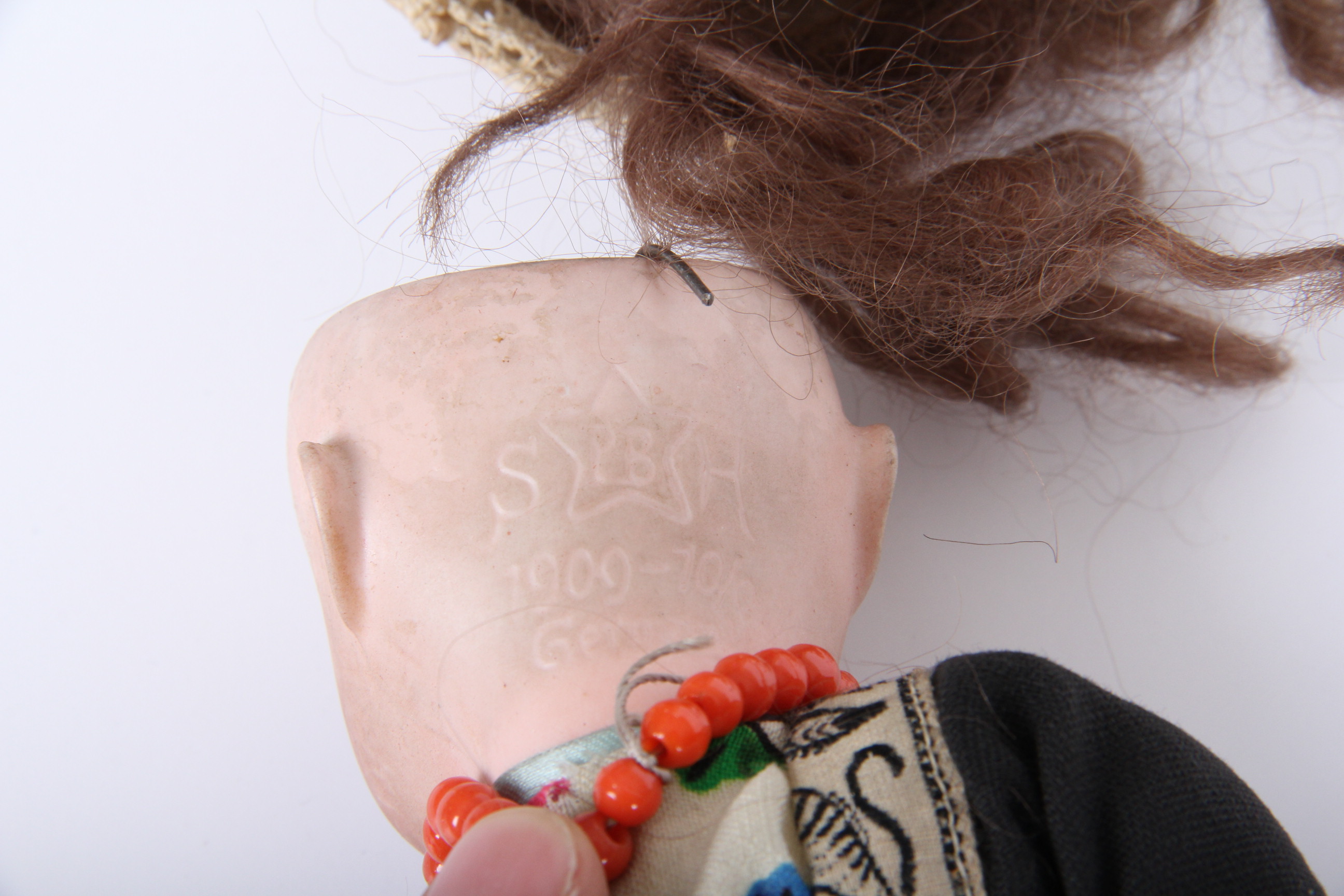 Schoenau and Hoffmeister Dutch Doll