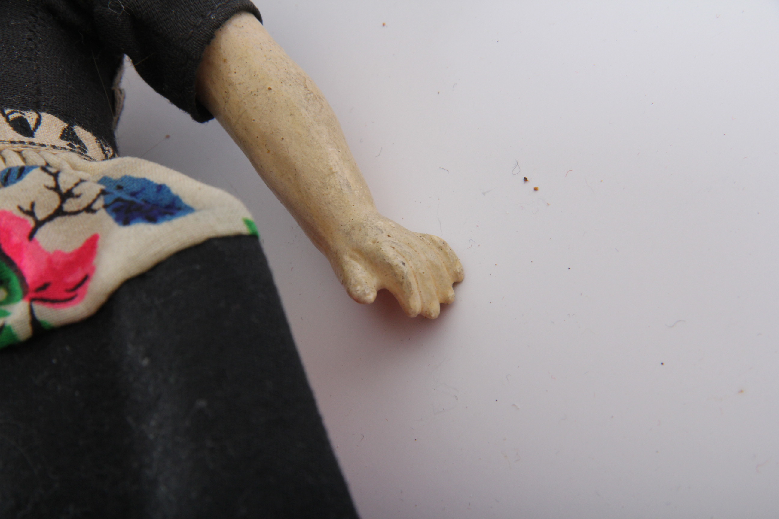 Schoenau and Hoffmeister Dutch Doll