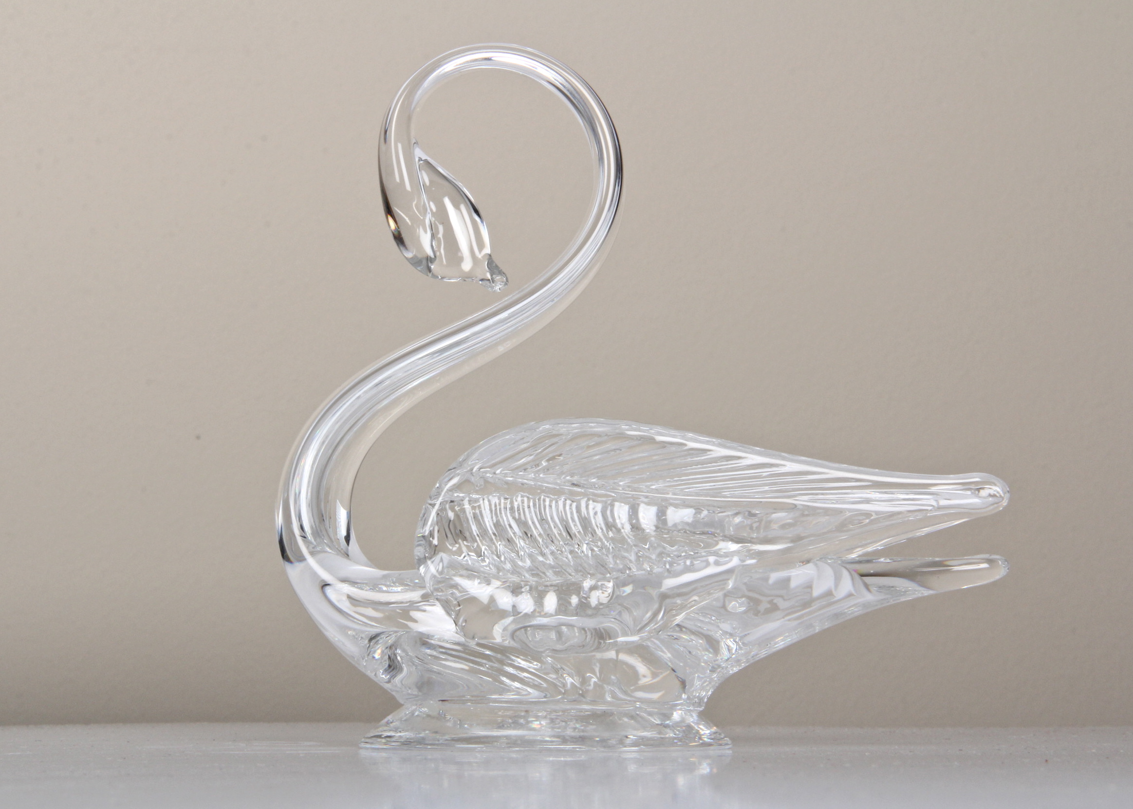Edinburgh Crystal Swan Figurine