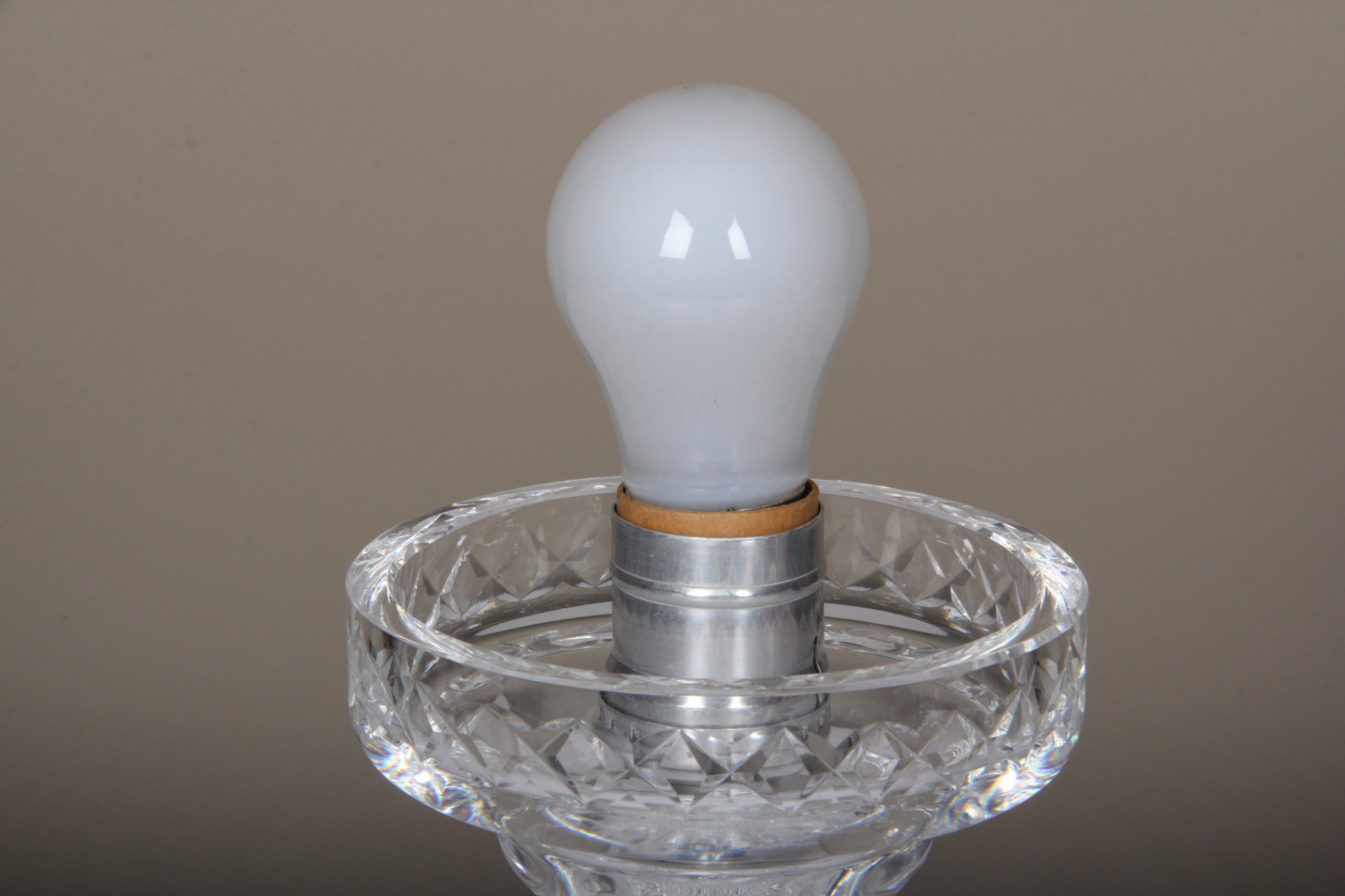 Sparkling Waterford Crystal "Alana" Electrified Hurricane Lamp