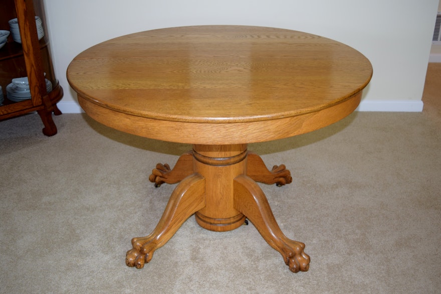 Oak Antique Claw Foot Dining Table with Eight Leaves