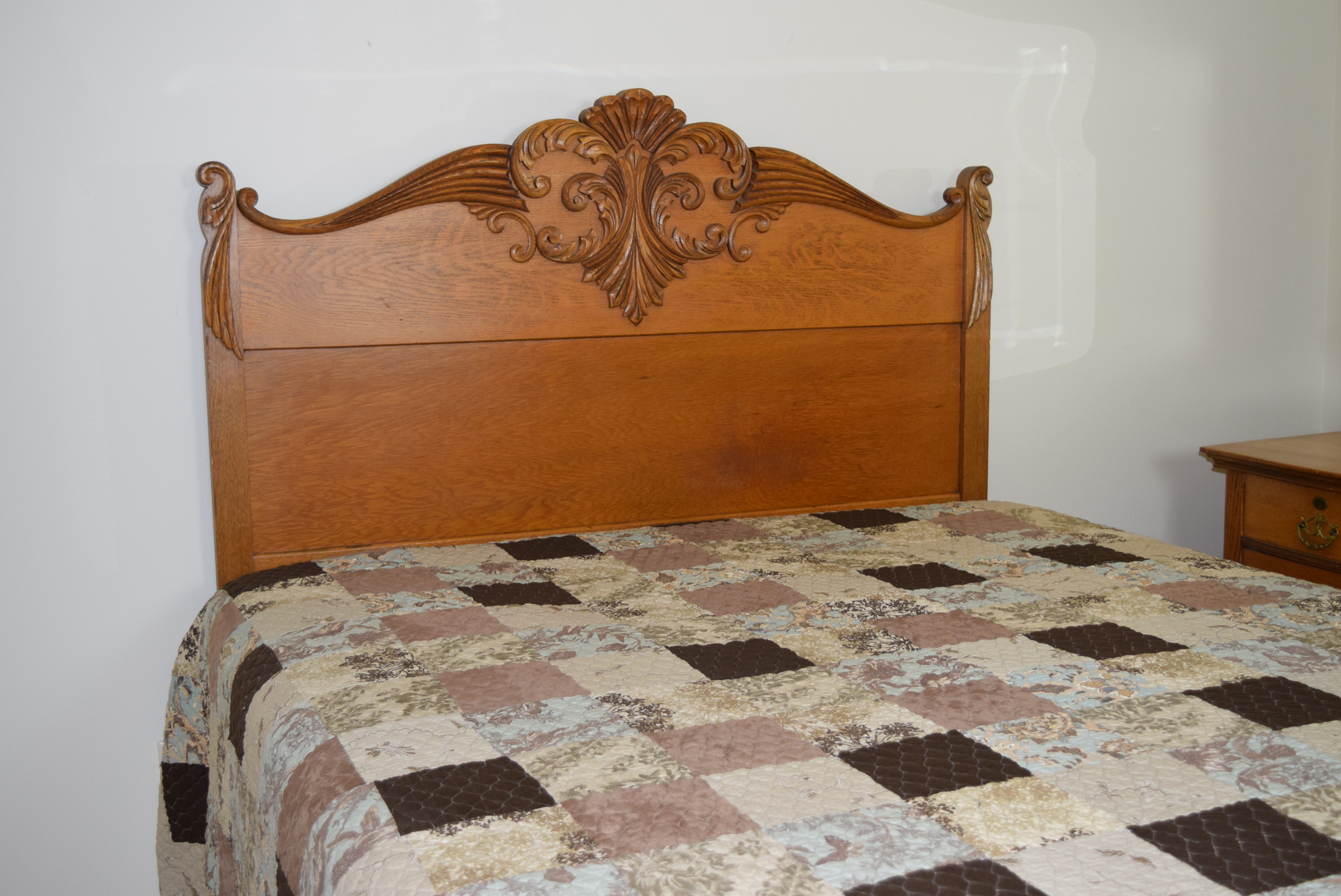 Antique Oak Full or Queen Bed