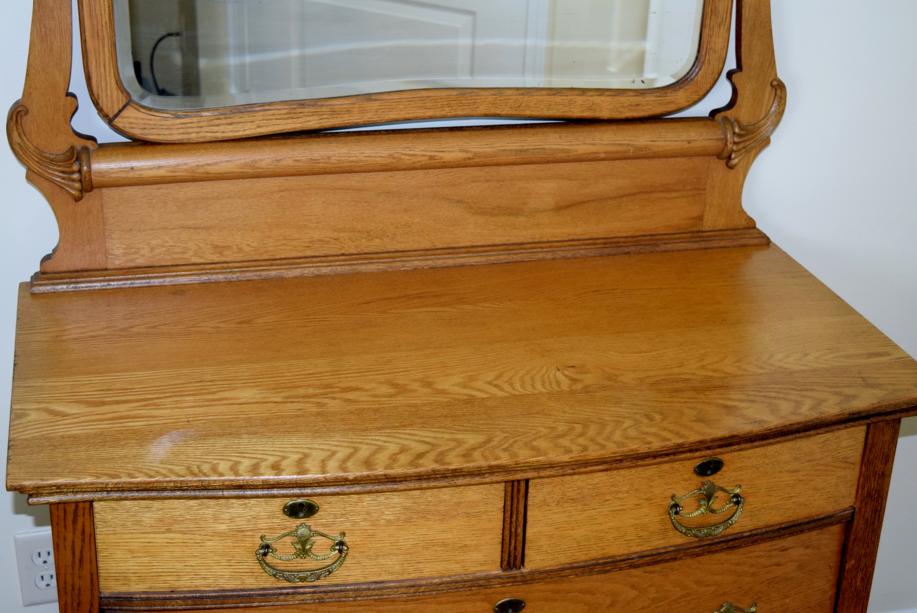 Antique Oak Dresser With Mirror