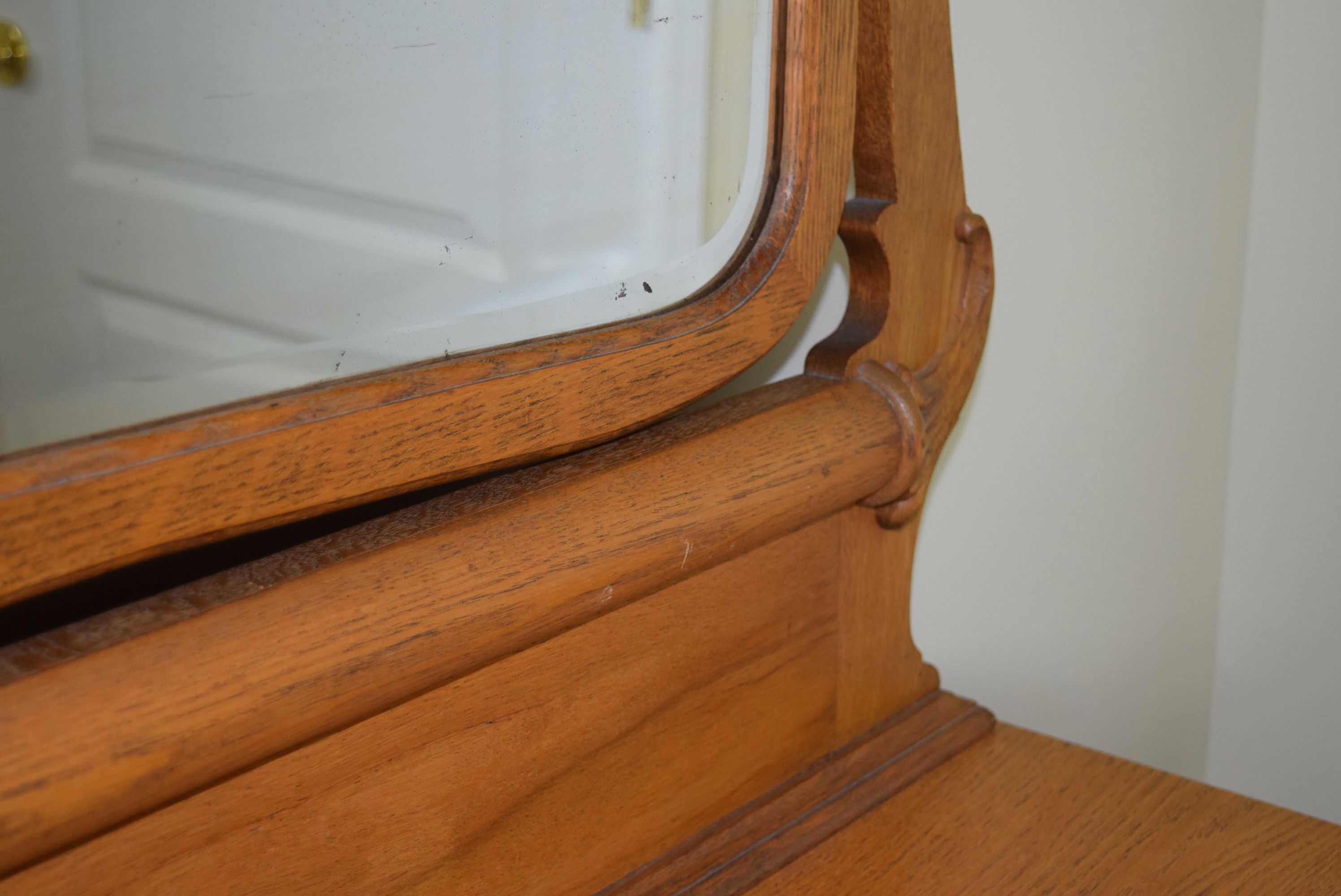 Antique Oak Dresser With Mirror