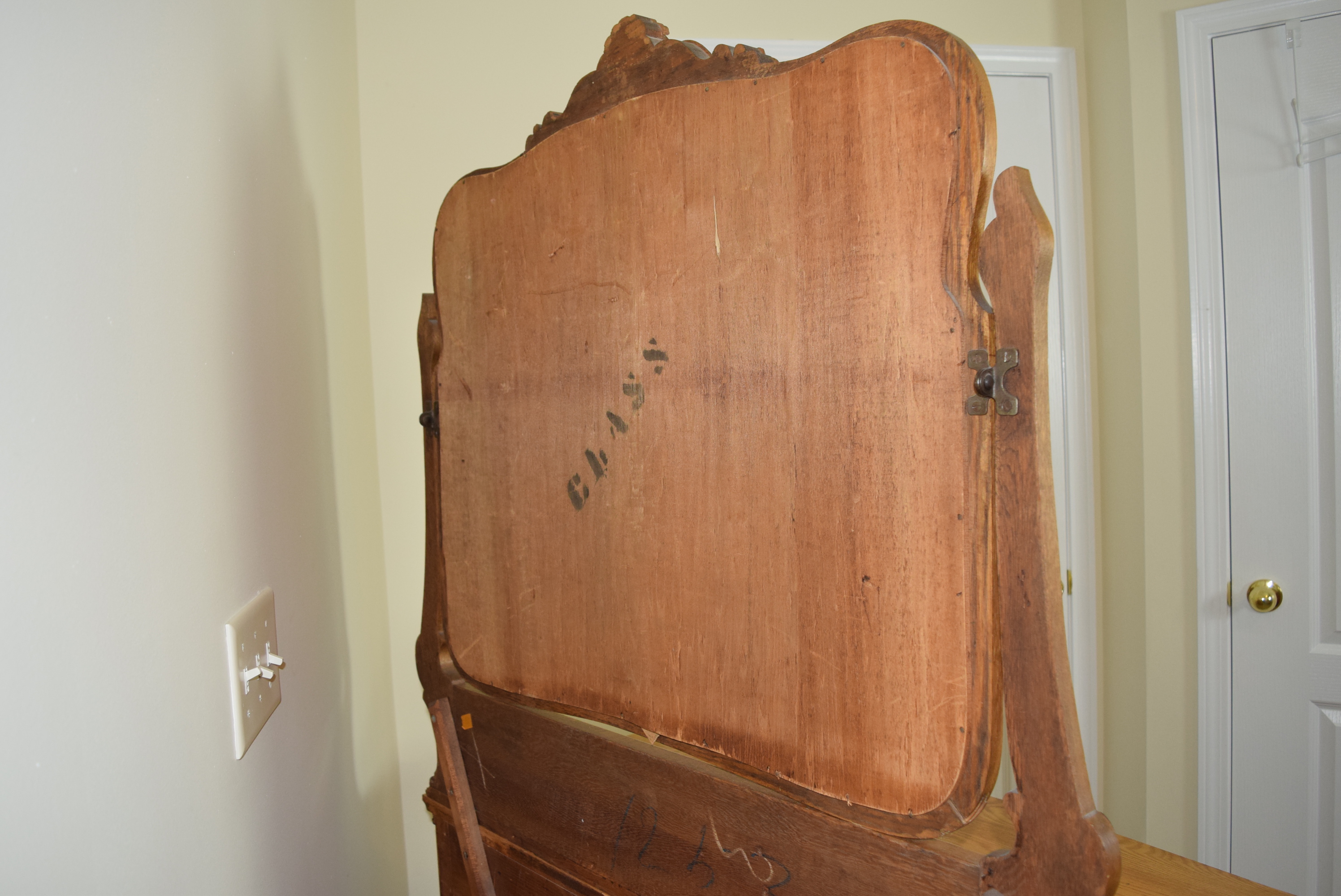 Antique Oak Dresser With Mirror
