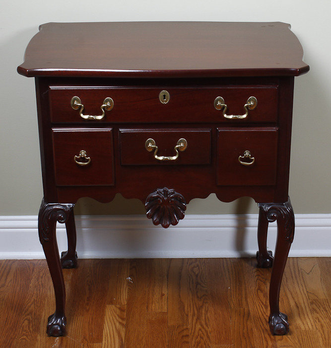 Link-Taylor Mahogany Chippendale Style Nightstand