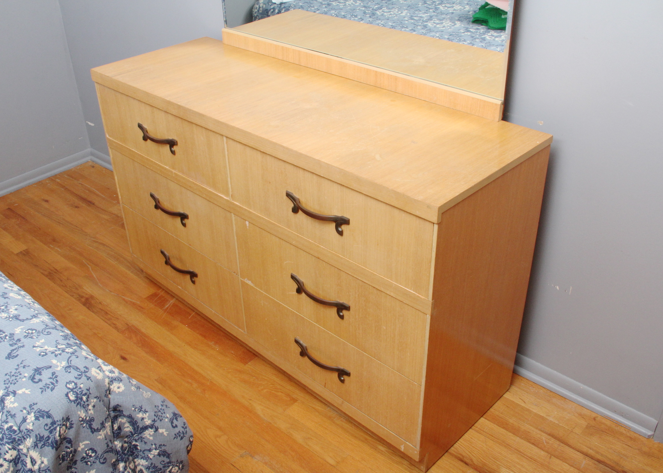 Vintage Blonde Veneered Dresser with Mirror