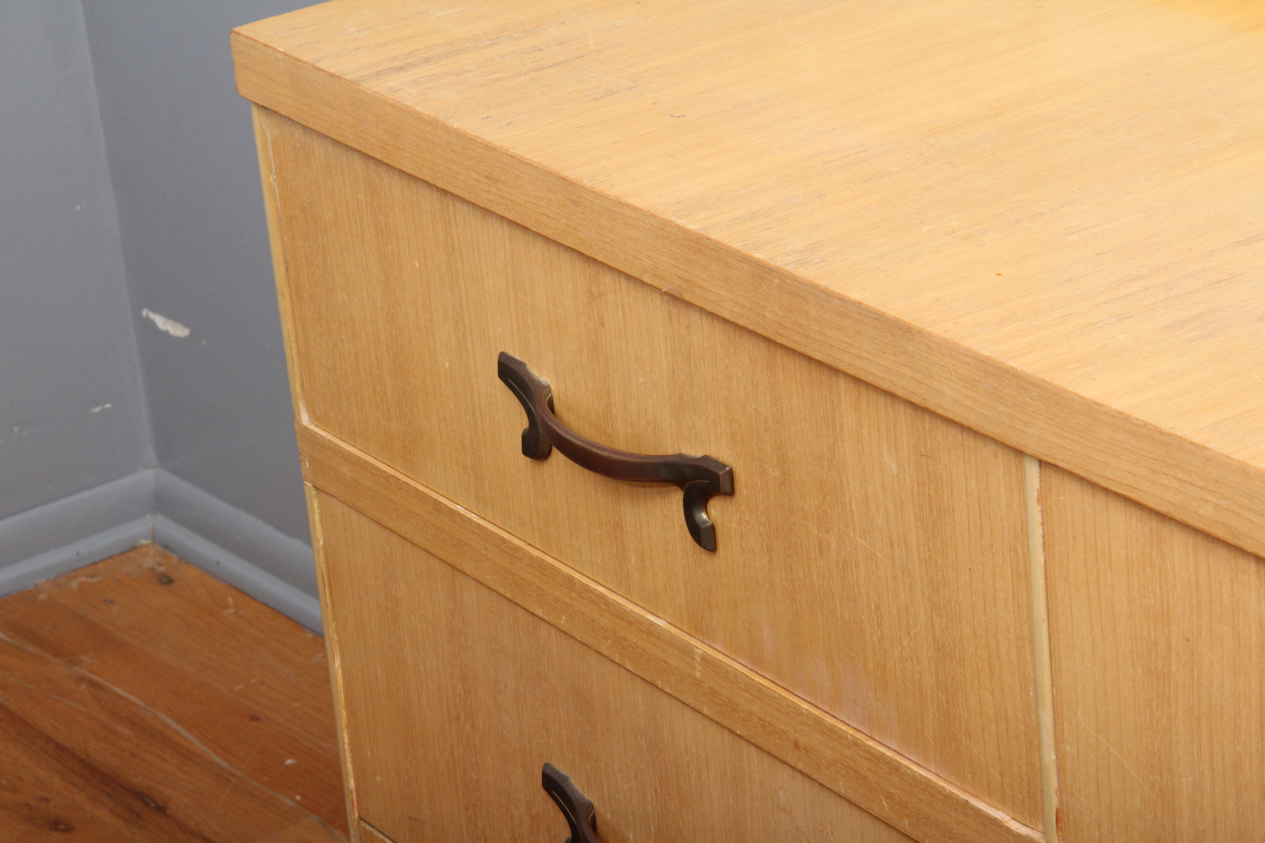 Vintage Blonde Veneered Dresser with Mirror
