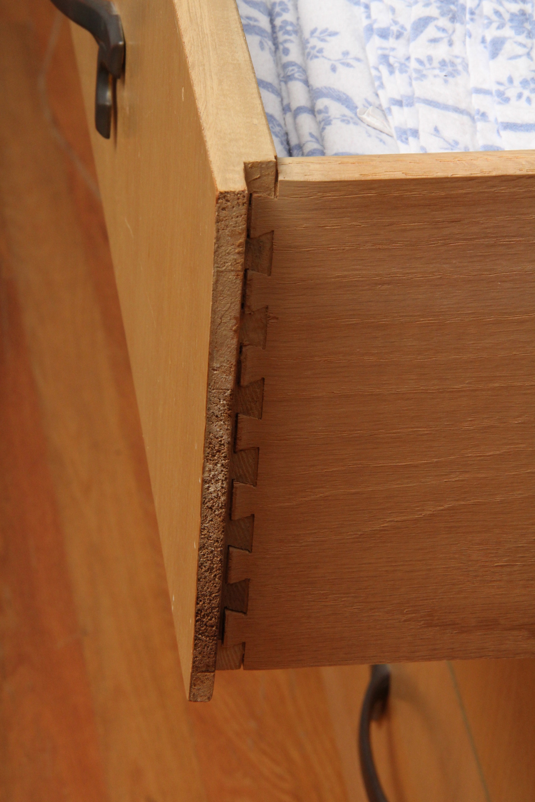 Vintage Blonde Veneered Dresser with Mirror