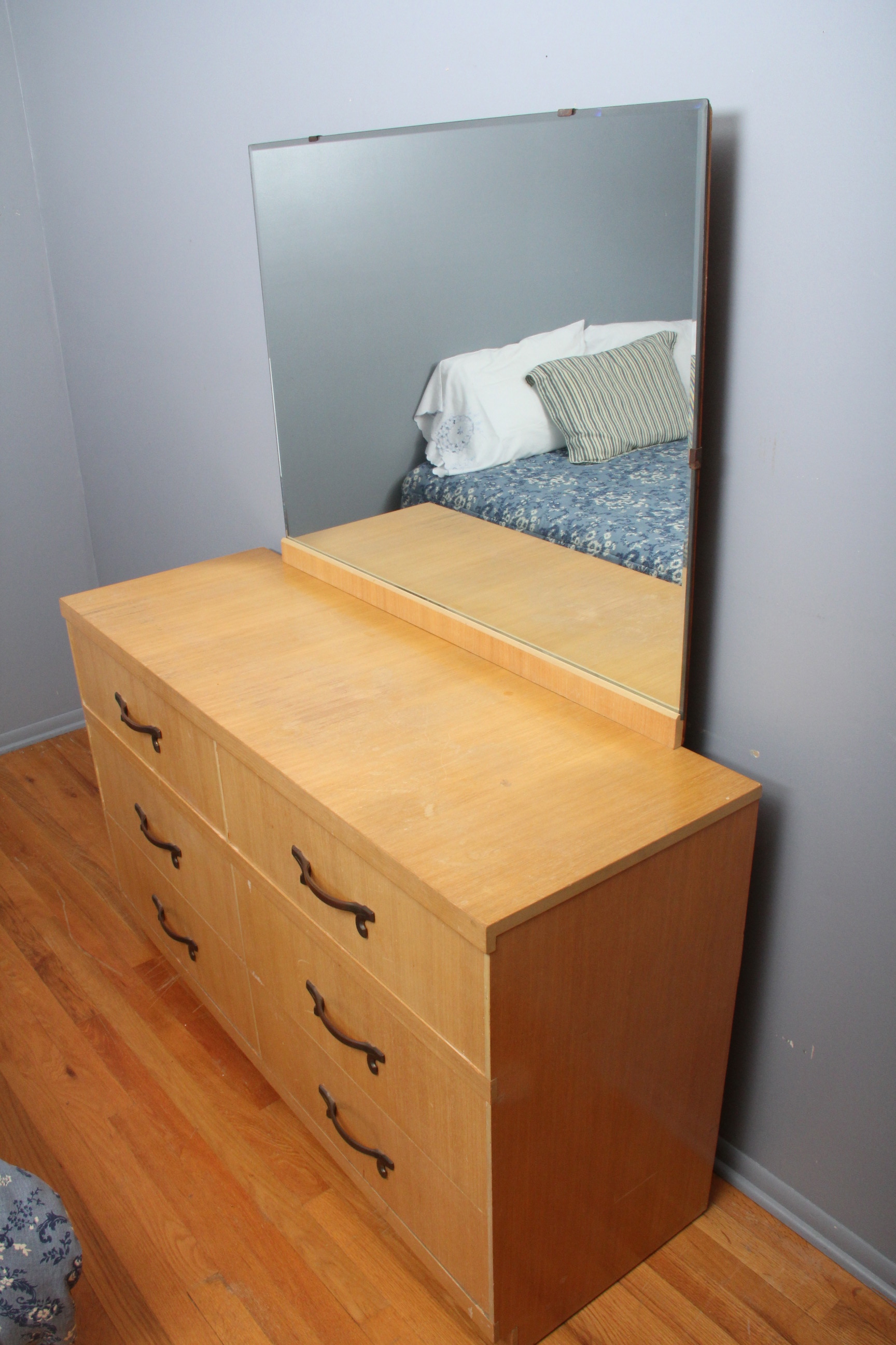 Vintage Blonde Veneered Dresser with Mirror