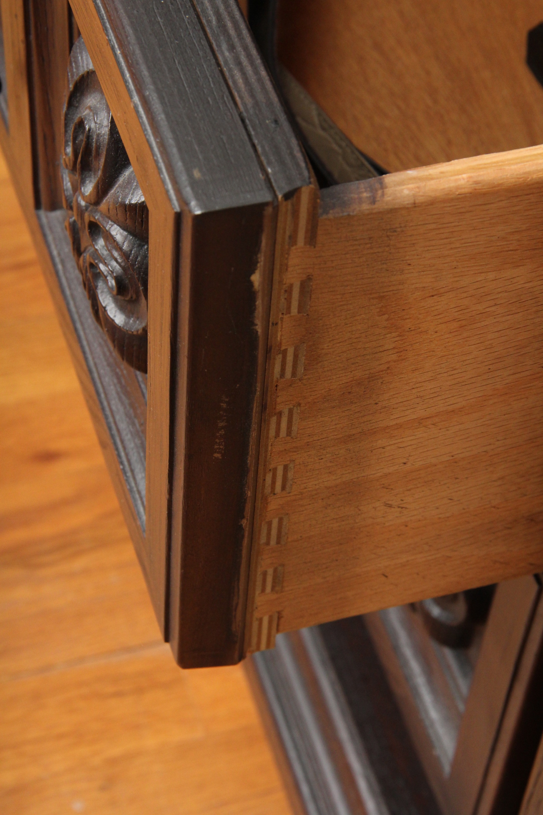 Mediterranean Style Bedroom Set