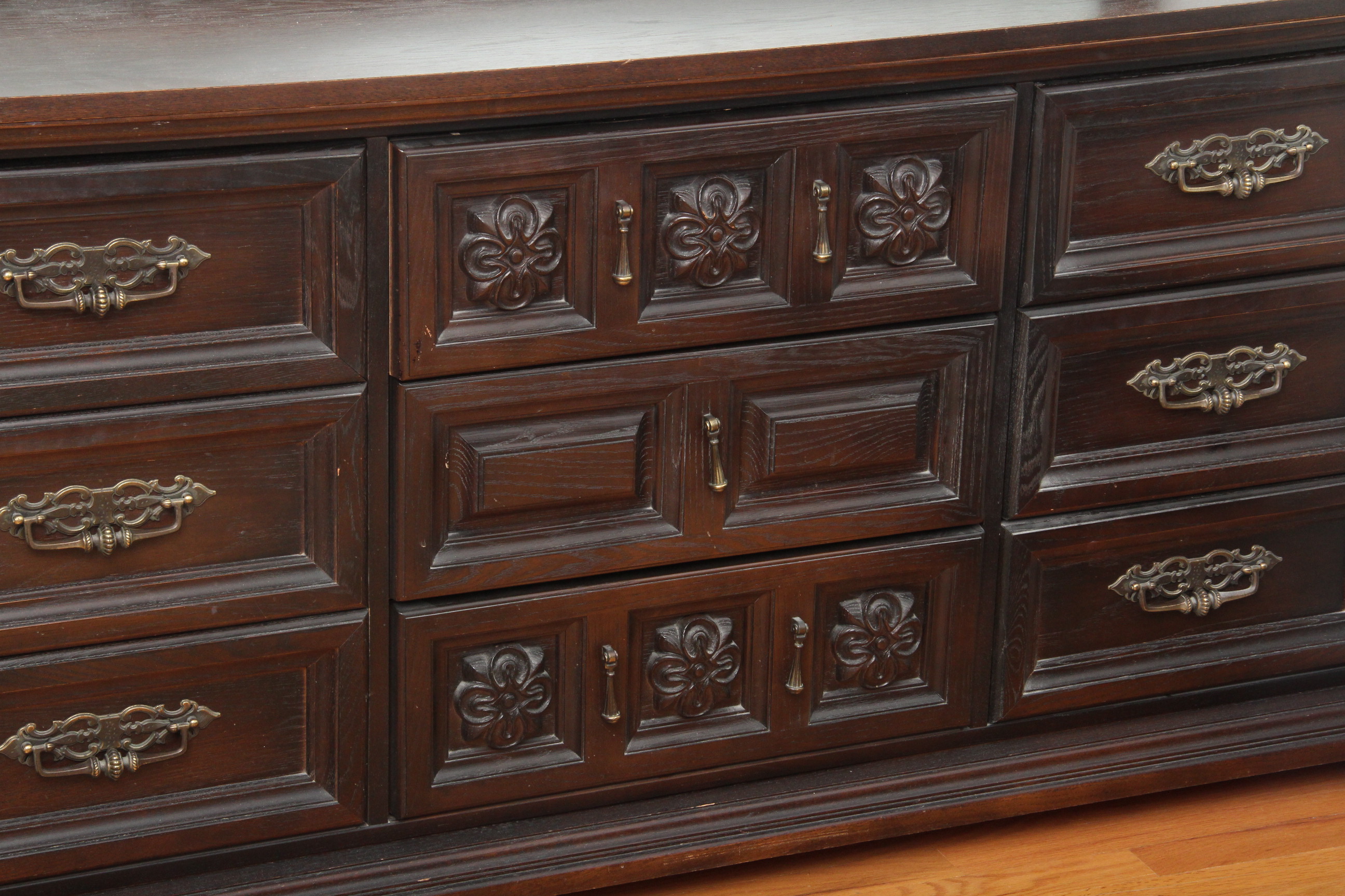 Mediterranean Style Bedroom Set