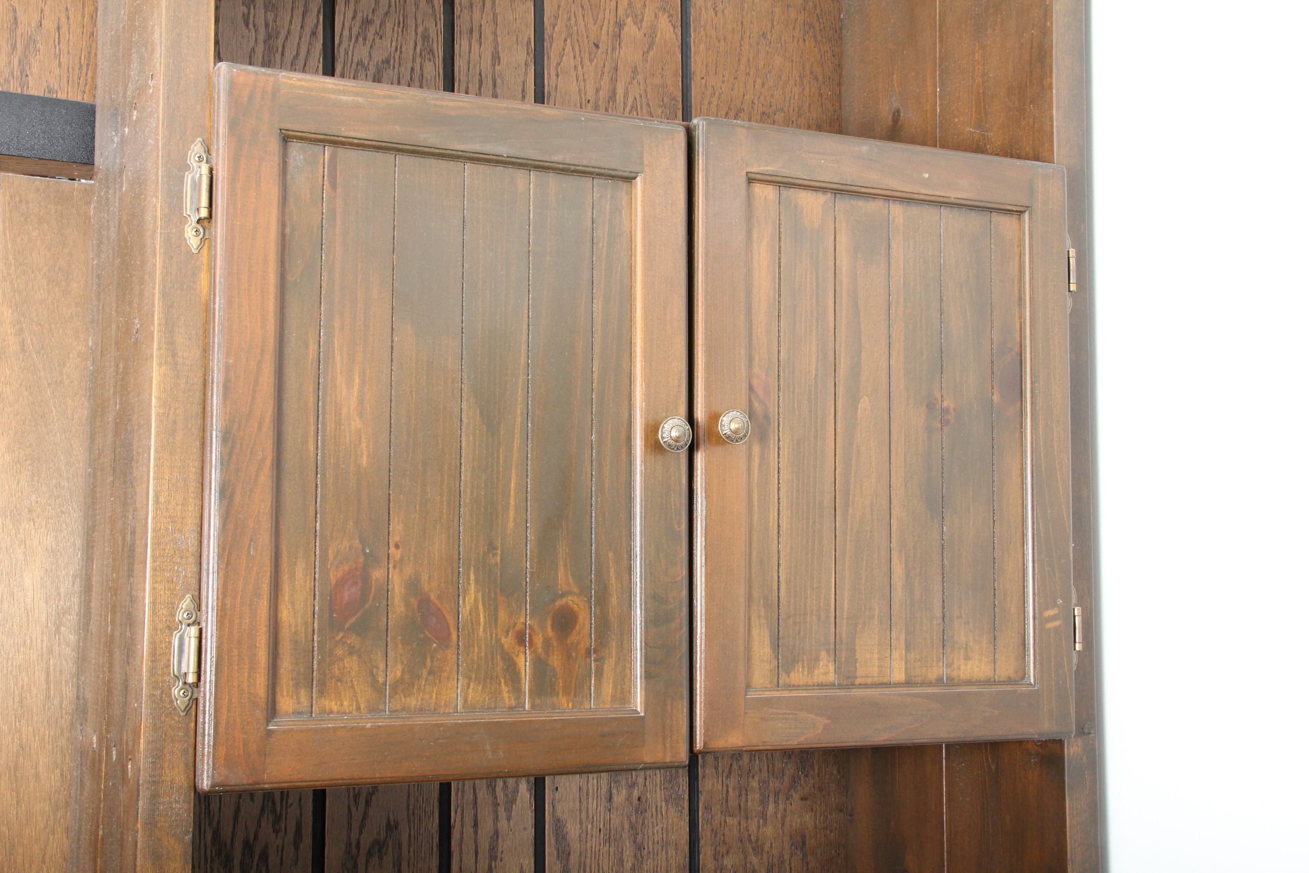 Pine Floor-to-Ceiling Bookcase