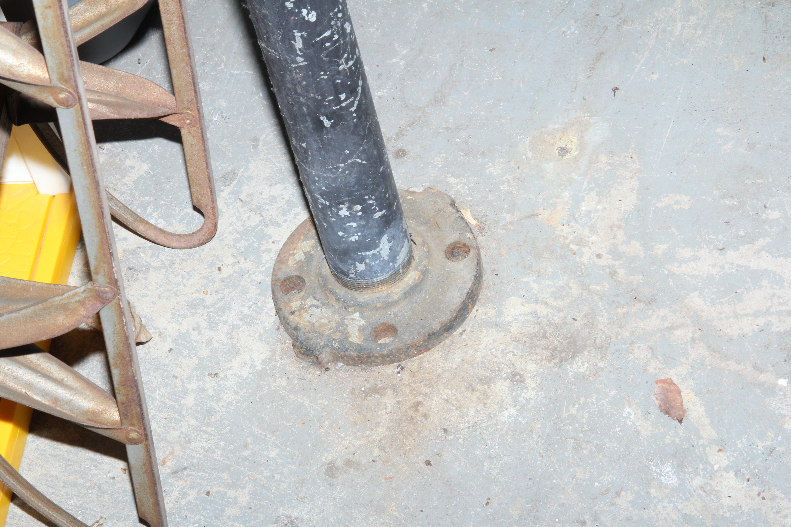 Oversize Garage Workbench