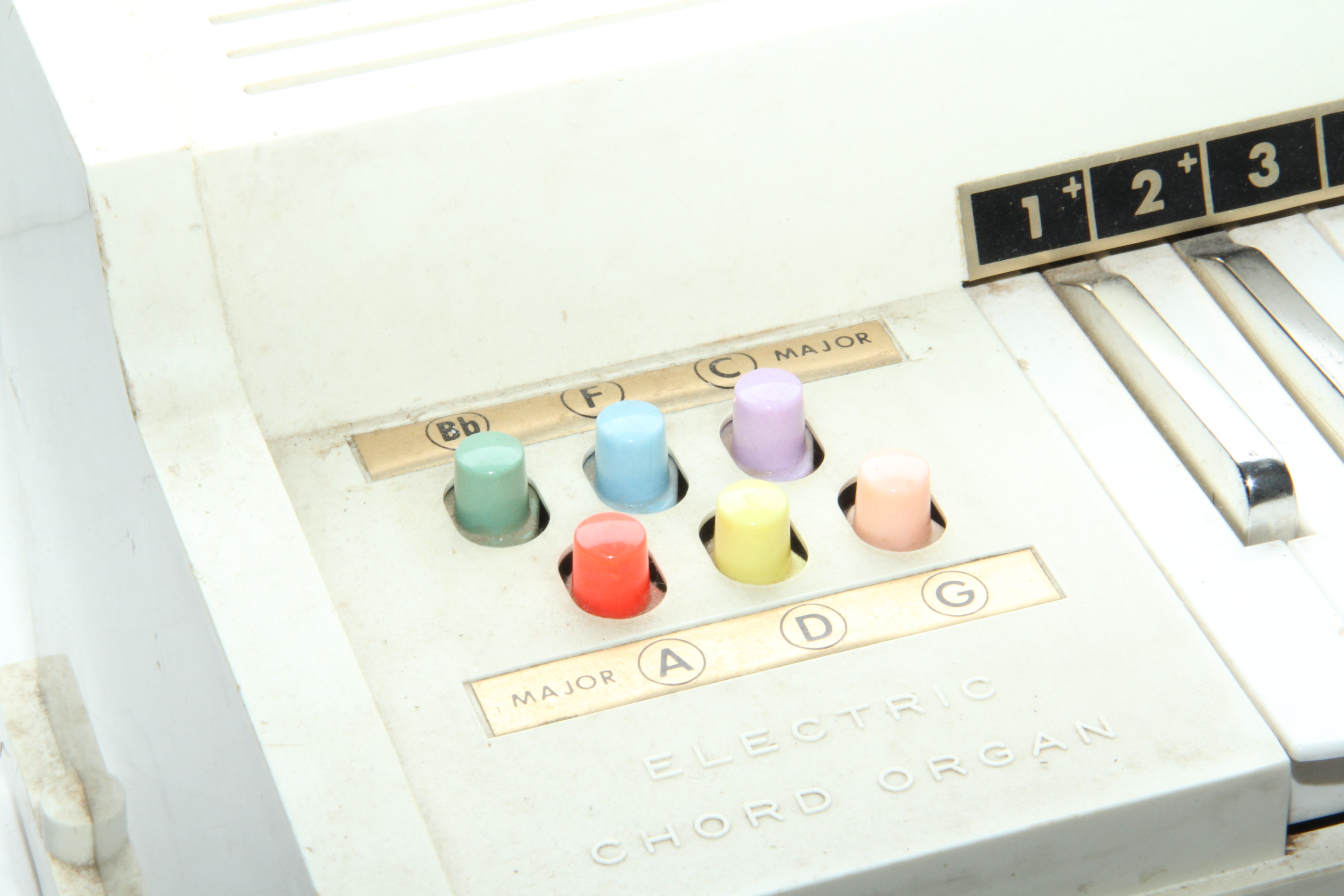 Magnus Electric Chord Organ