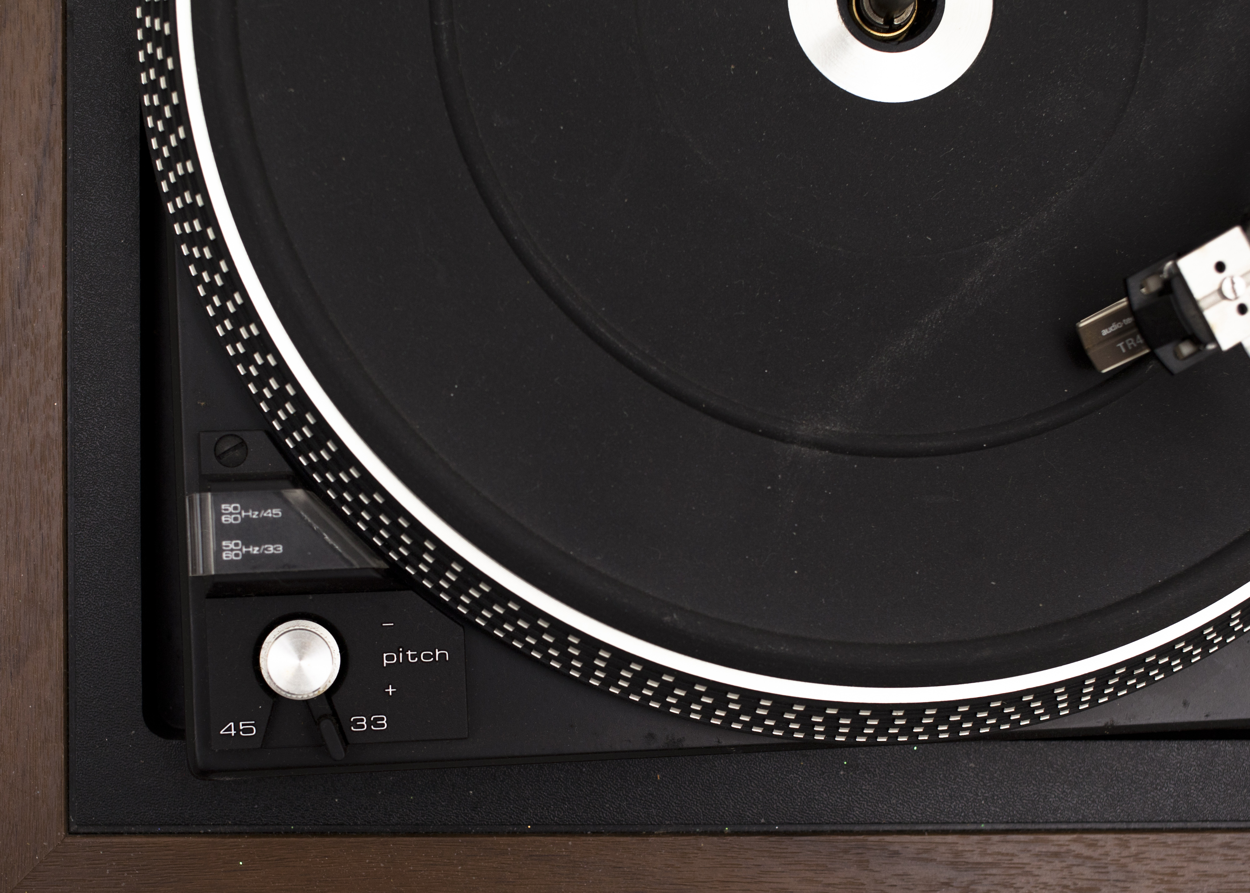 Dual Brand Turntable