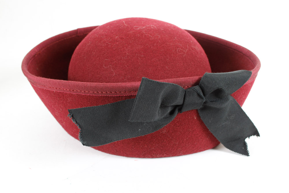 Four Vintage Wool Hats and Hat Box