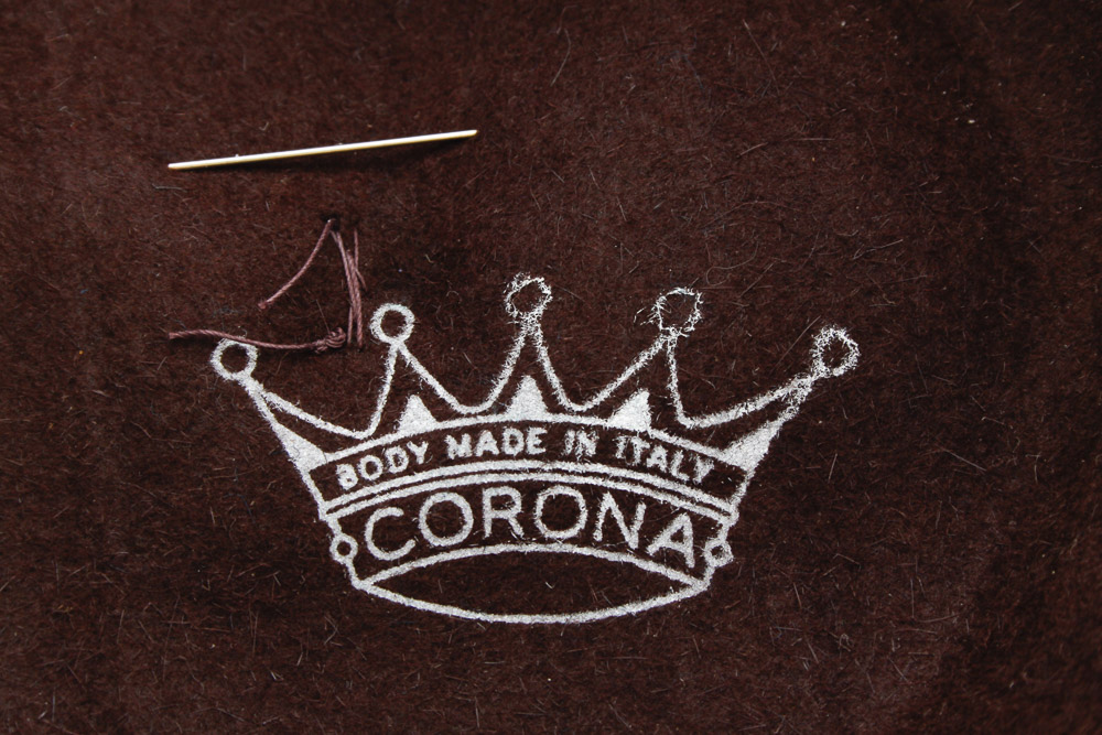 Four Vintage Wool Hats and Hat Box