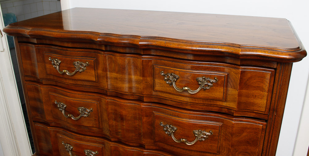 Thomasville Chest of Drawers
