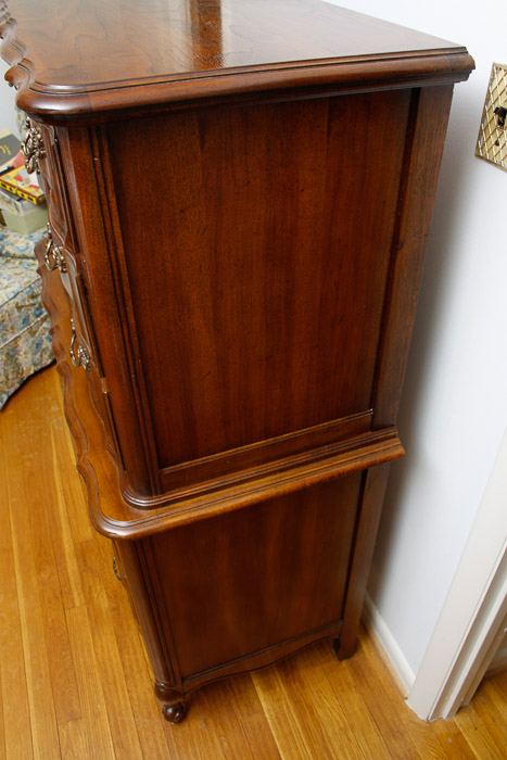 Thomasville Chest of Drawers