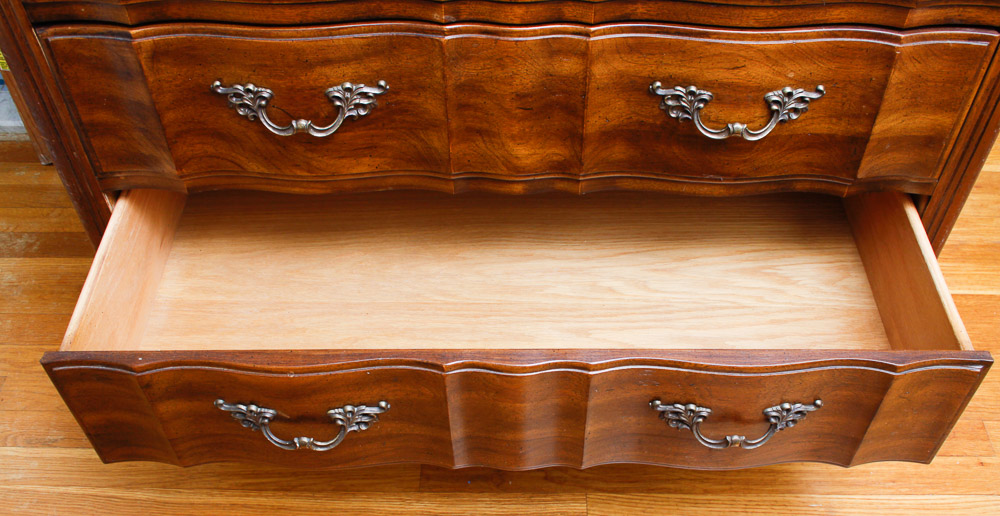 Thomasville Chest of Drawers