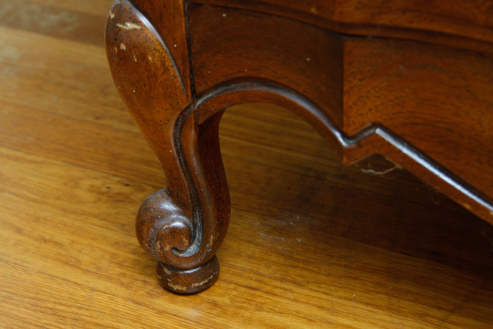 Thomasville Chest of Drawers