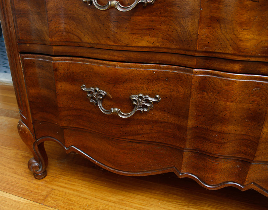 Thomasville Chest of Drawers