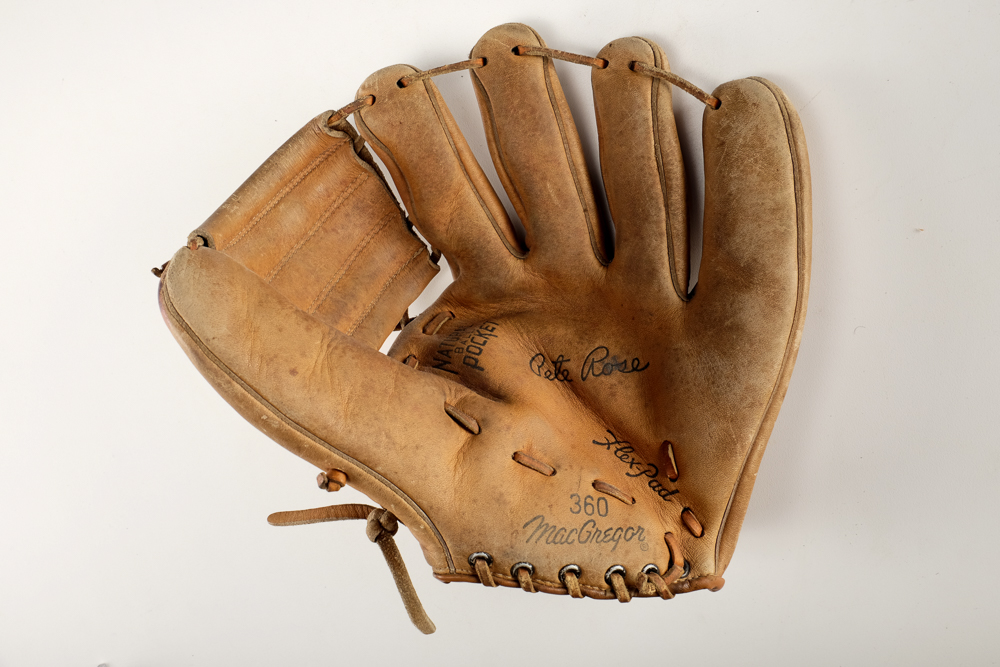Early Pete Rose Glove