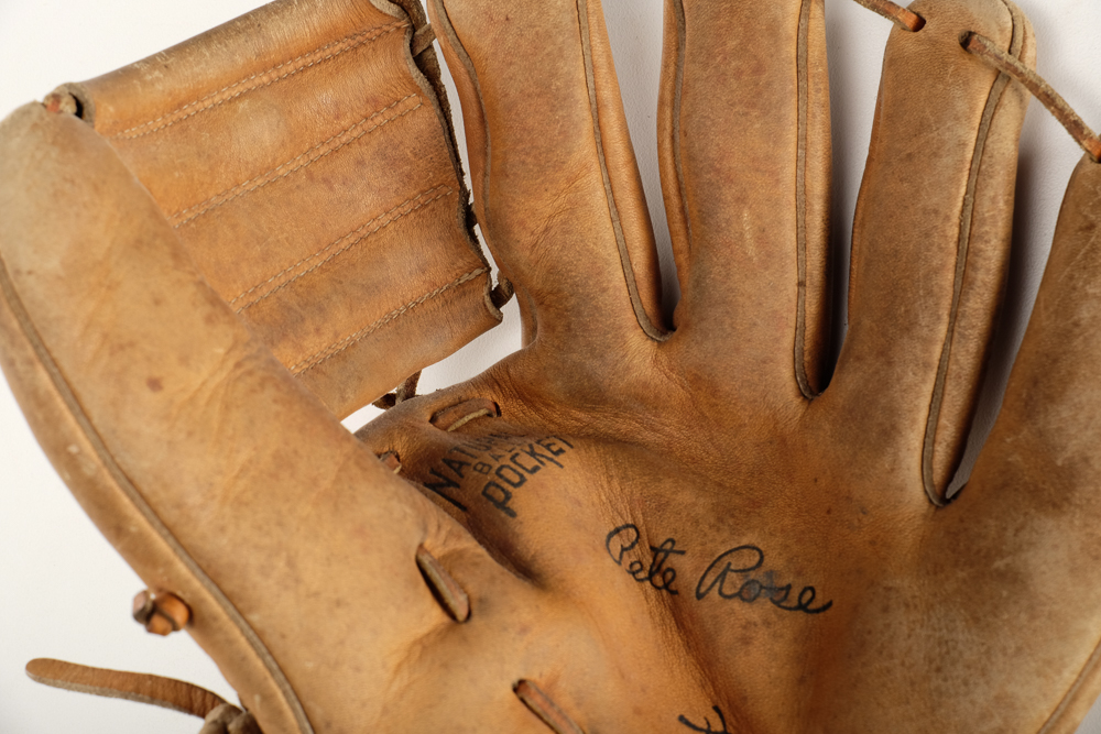 Early Pete Rose Glove