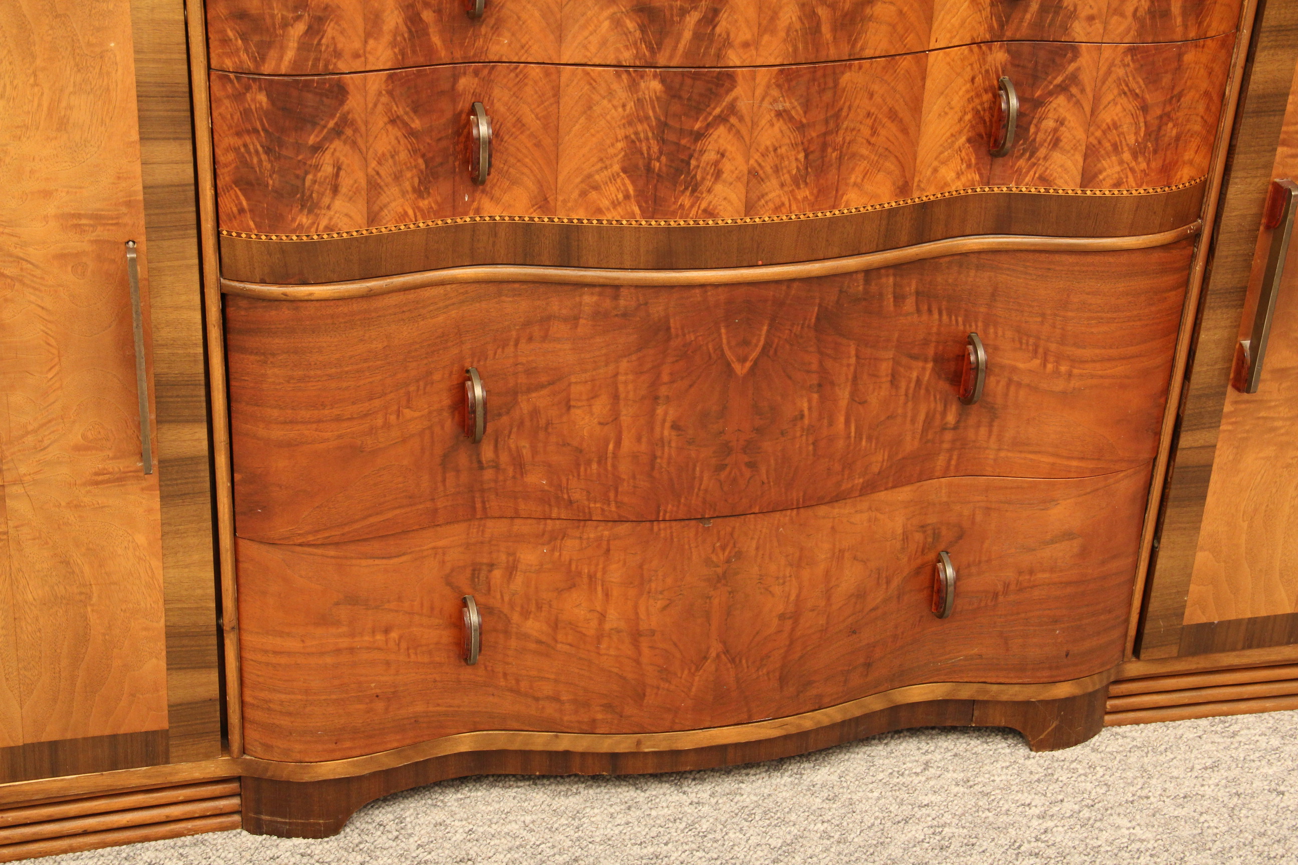 Maple Wood Veneer Sideboard