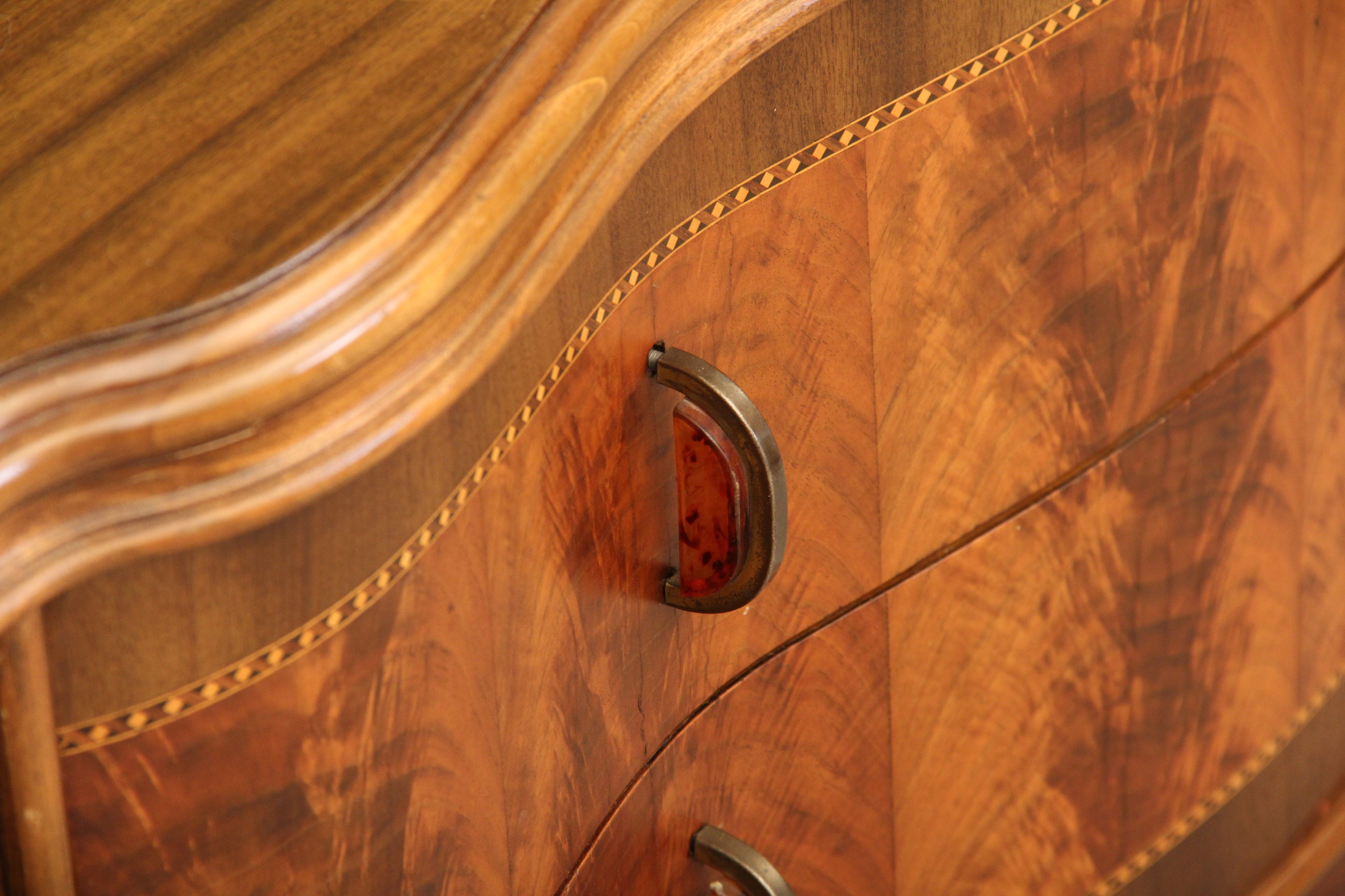 Maple Wood Veneer Sideboard