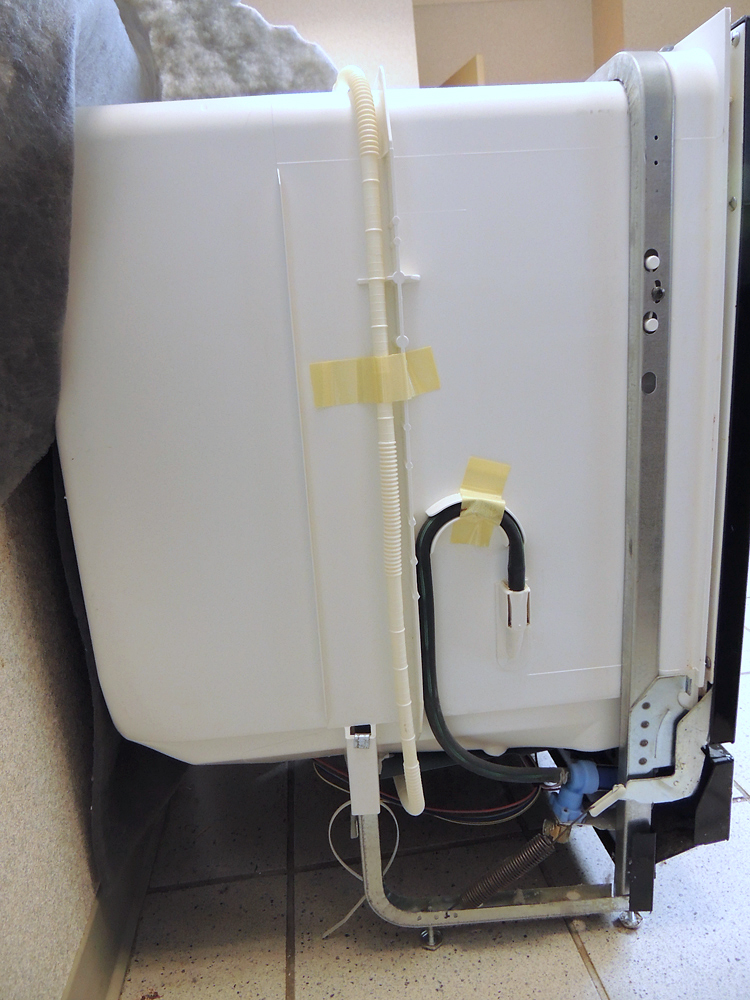 Black GE Triton Built-In Dishwasher