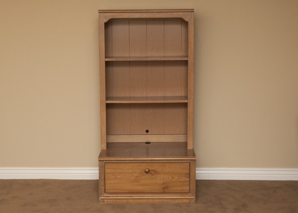 Thomasville Child's Toy Hutch